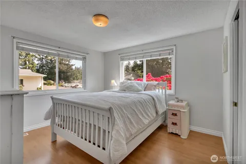 $350,000 | 131 South 324th Place, Federal Way, WA 98003