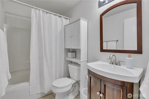 $350,000 | 131 South 324th Place, Federal Way, WA 98003