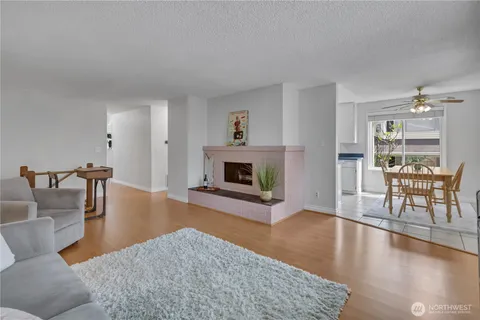 $350,000 | 131 South 324th Place, Federal Way, WA 98003