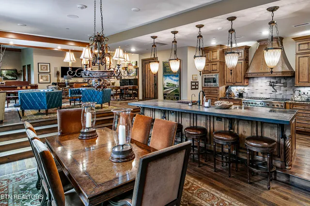 $7,500 | 325 Union Avenue, Knoxville, TN 37902