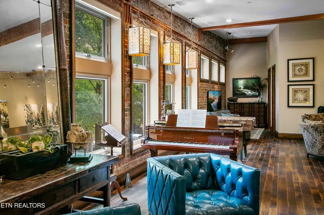 $7,500 | 325 Union Avenue, Knoxville, TN 37902