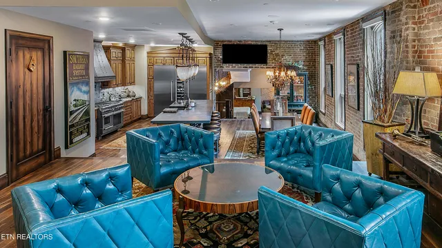 $7,500 | 325 Union Avenue, Knoxville, TN 37902