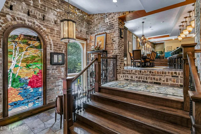 $7,500 | 325 Union Avenue, Knoxville, TN 37902