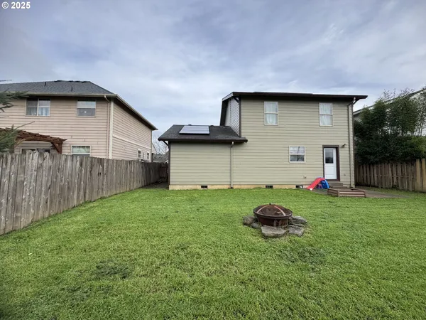 $389,999 | 220 Southeast Hope Court, Sheridan, OR 97378