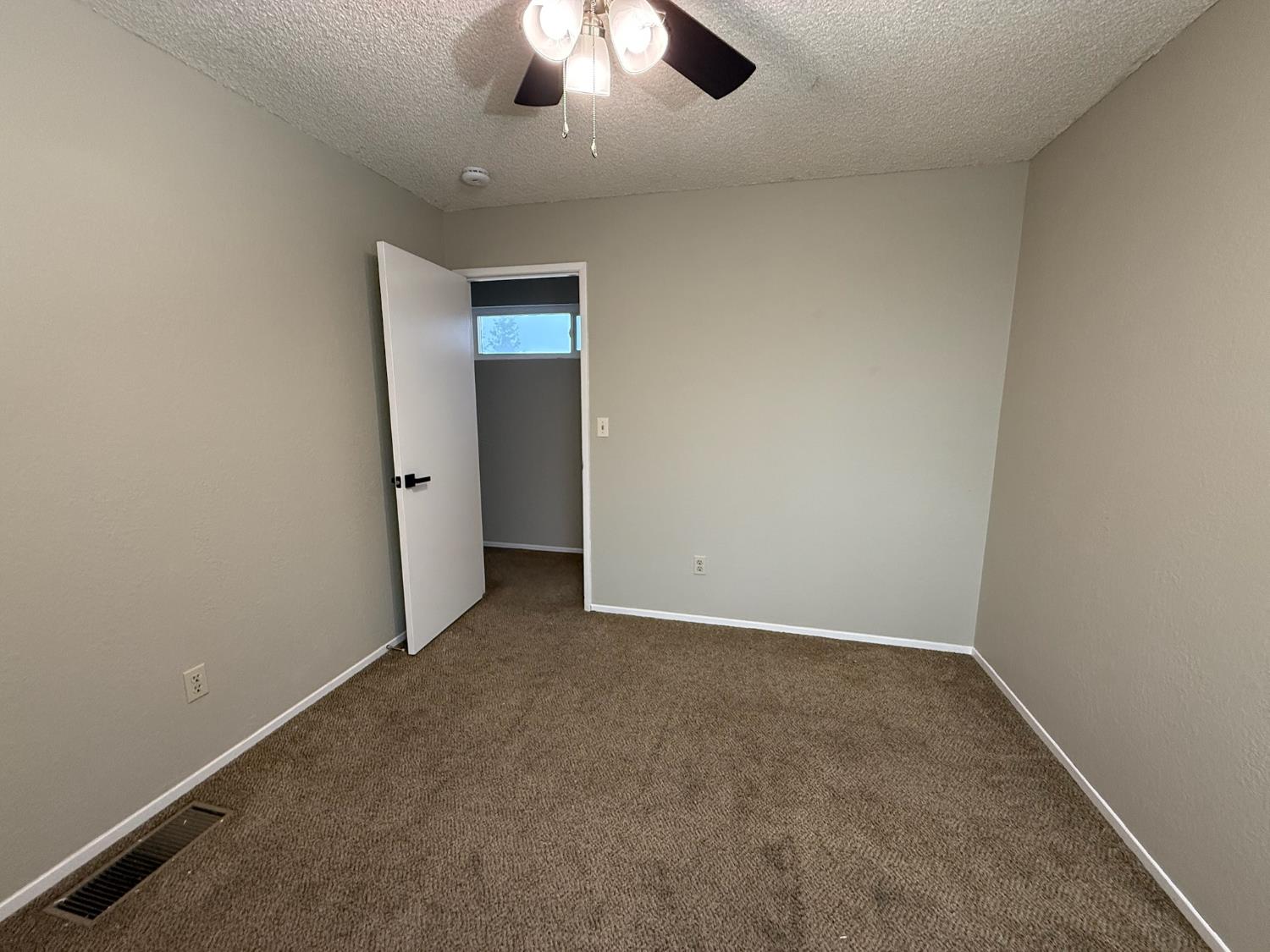 3945 Sparrow Court Modesto, CA 95356 - Photo 41 of 70