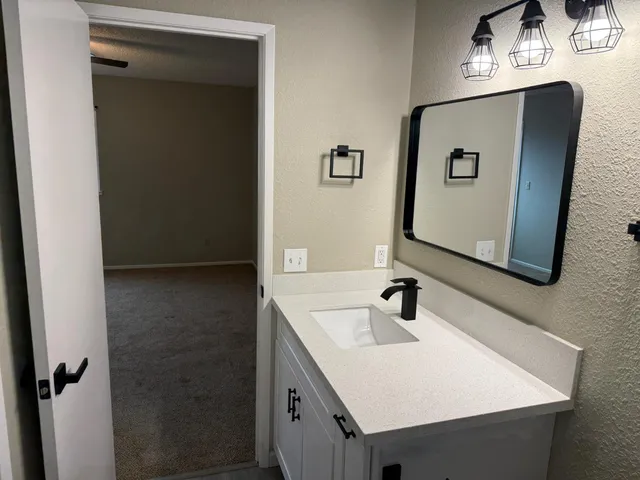 $476,000 | 3945 Sparrow Court, Modesto, CA 95356