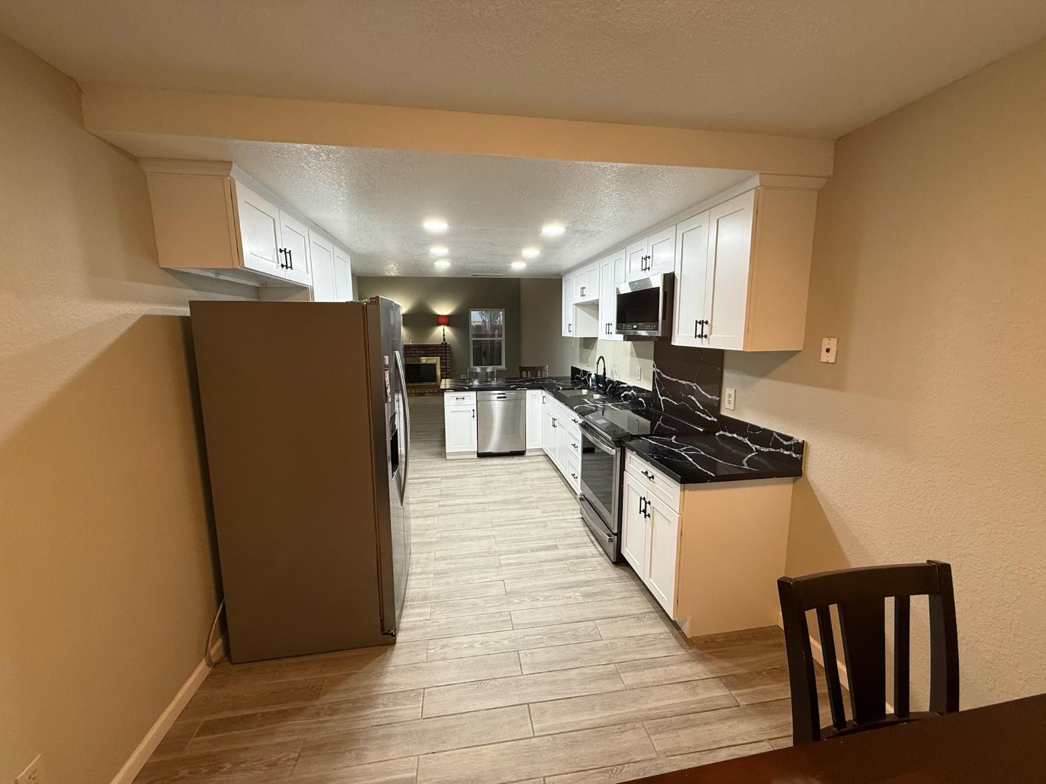 3945 Sparrow Court Modesto, CA 95356 - Photo 75 of 76