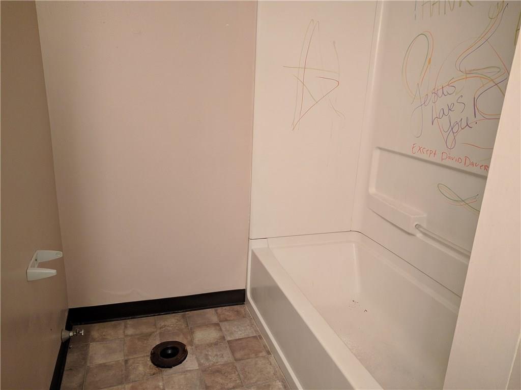1423 Beaver Road Ambridge, PA 15003 - Photo 16 of 24 Gallery Image 16