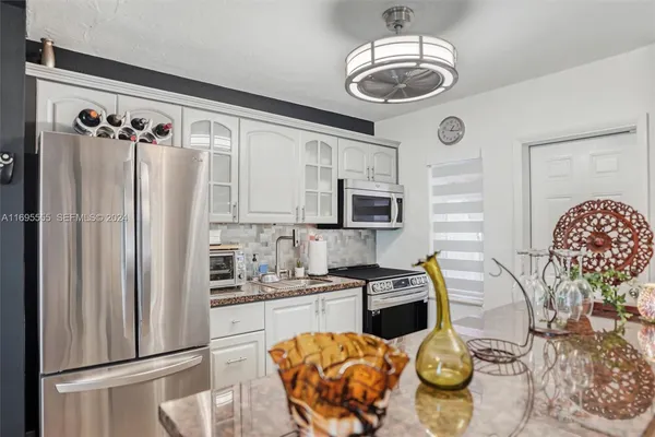 $750,000 | 1900 Southwest 21st Avenue, Miami, FL 33145