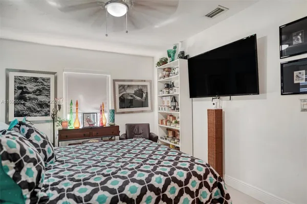 $750,000 | 1900 Southwest 21st Avenue, Miami, FL 33145