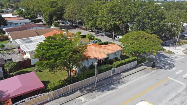 $750,000 | 1900 Southwest 21st Avenue, Miami, FL 33145