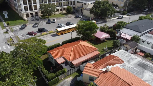 $750,000 | 1900 Southwest 21st Avenue, Miami, FL 33145