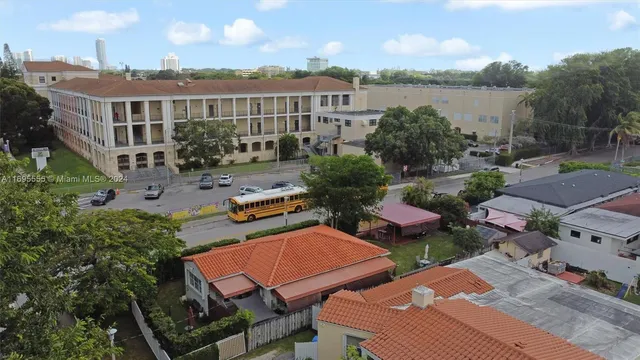 $899,999 | 1900 Southwest 21st Avenue, Miami, FL 33145