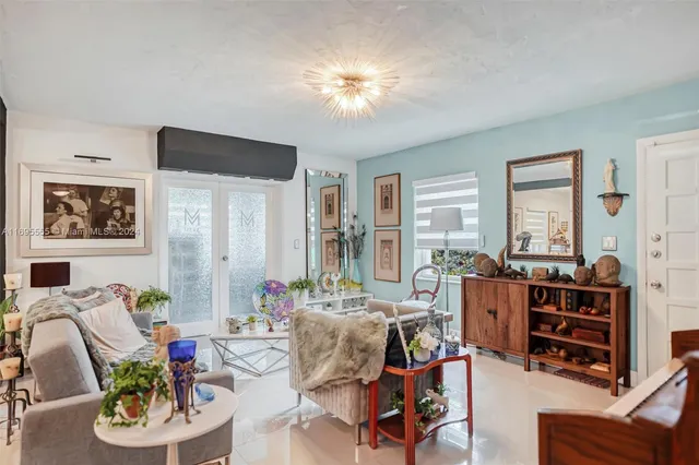 $899,999 | 1900 Southwest 21st Avenue, Miami, FL 33145