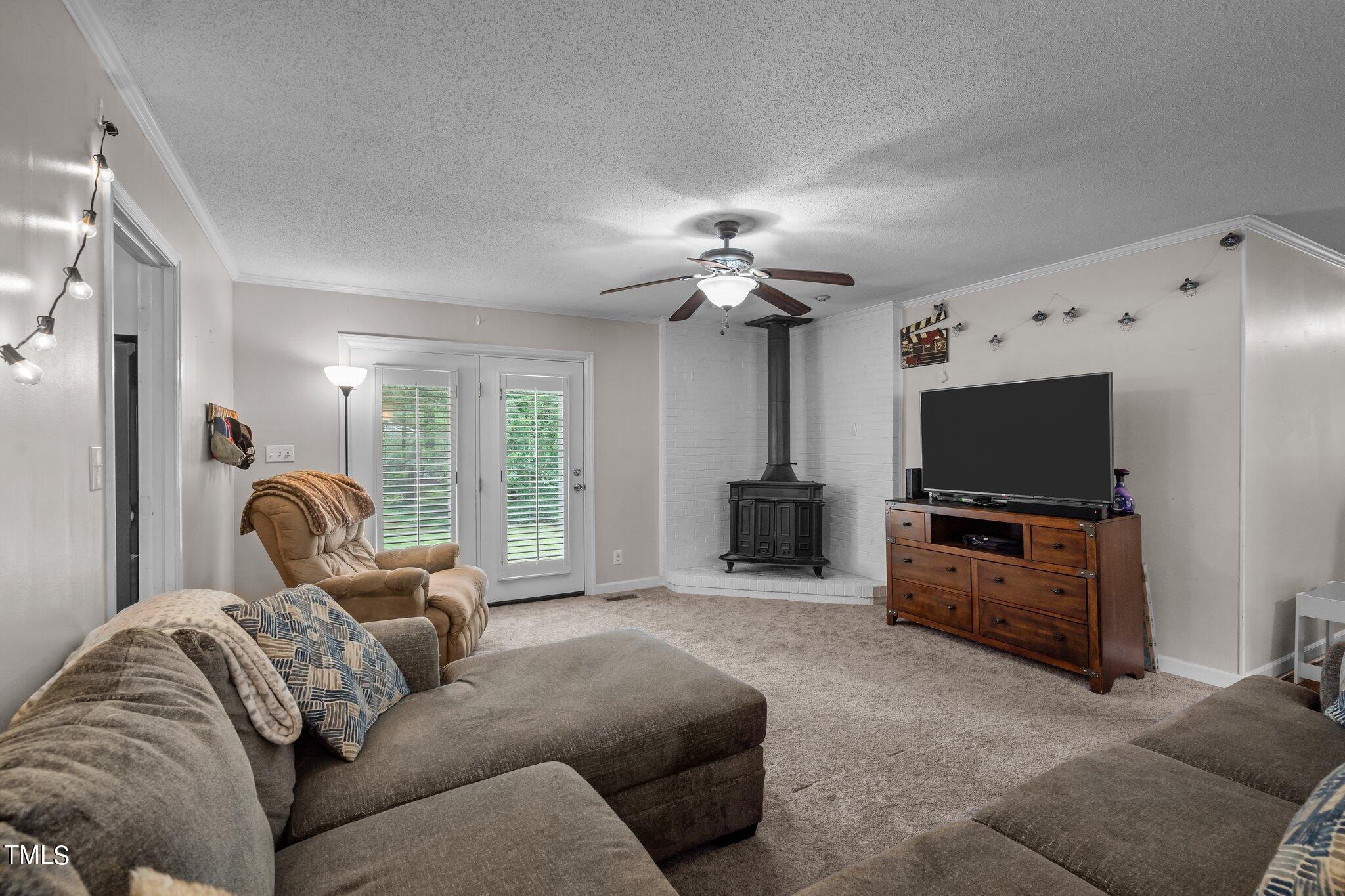 1707 Wendover Road Henderson, NC 27536 - Photo 20 of 43 19-web-or-mls-_NFP0429