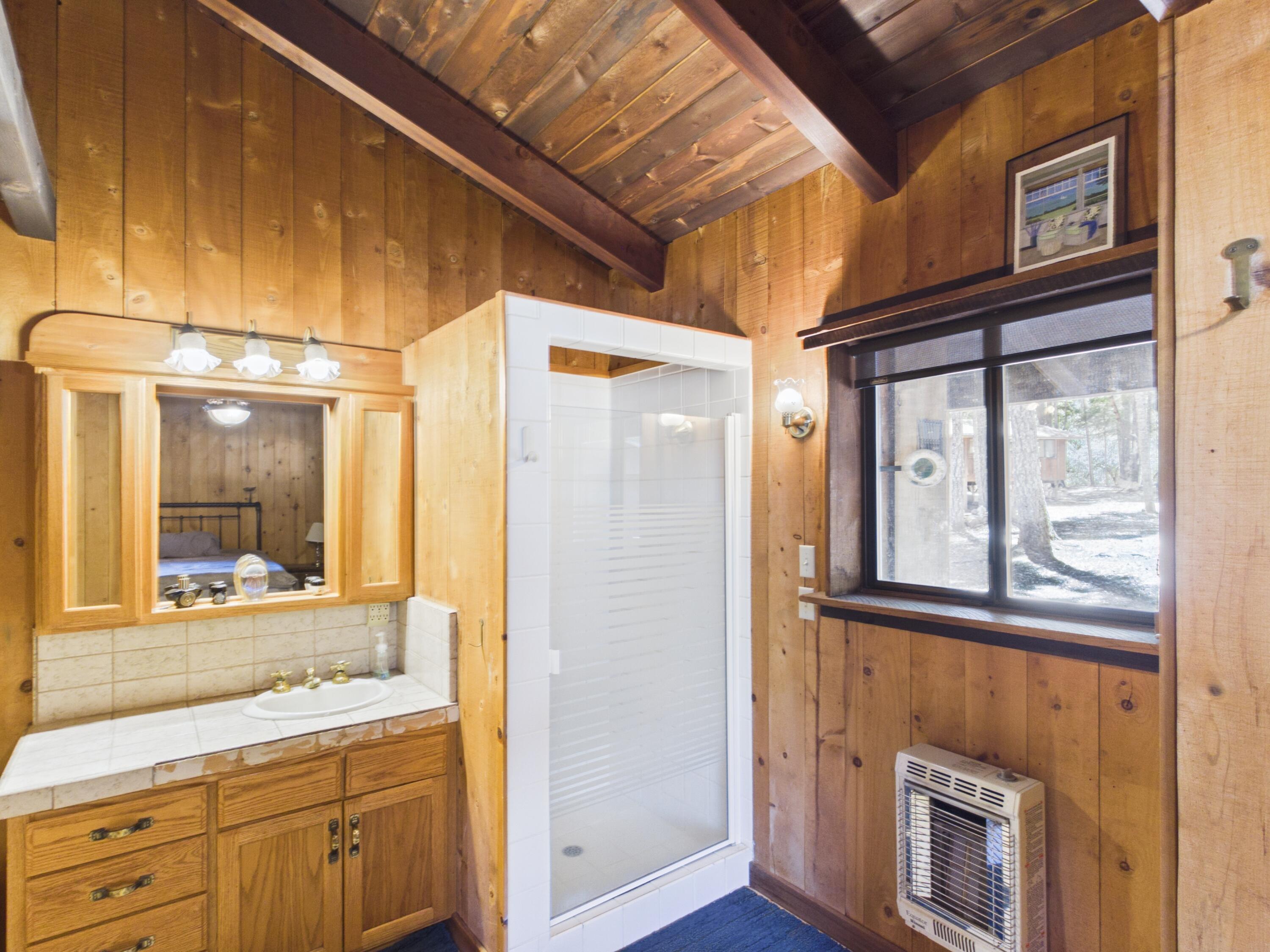 11551 Drewry Road Garberville, CA 95542 - Photo 40 of 87