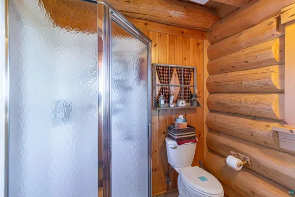 $699,000 | 2307 North McDougal Lane, Isabella, MN 55607