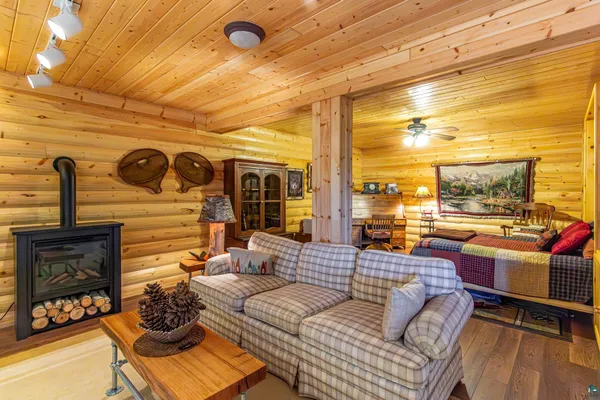 $699,000 | 2307 North McDougal Lane, Isabella, MN 55607