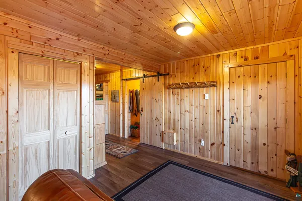 $699,000 | 2307 North McDougal Lane, Isabella, MN 55607