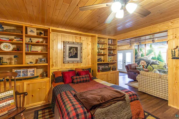 $699,000 | 2307 North McDougal Lane, Isabella, MN 55607