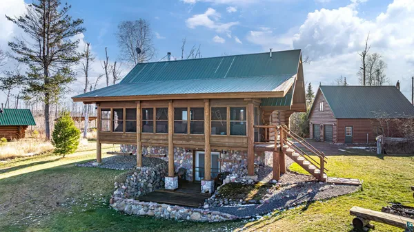 $699,000 | 2307 North McDougal Lane, Isabella, MN 55607