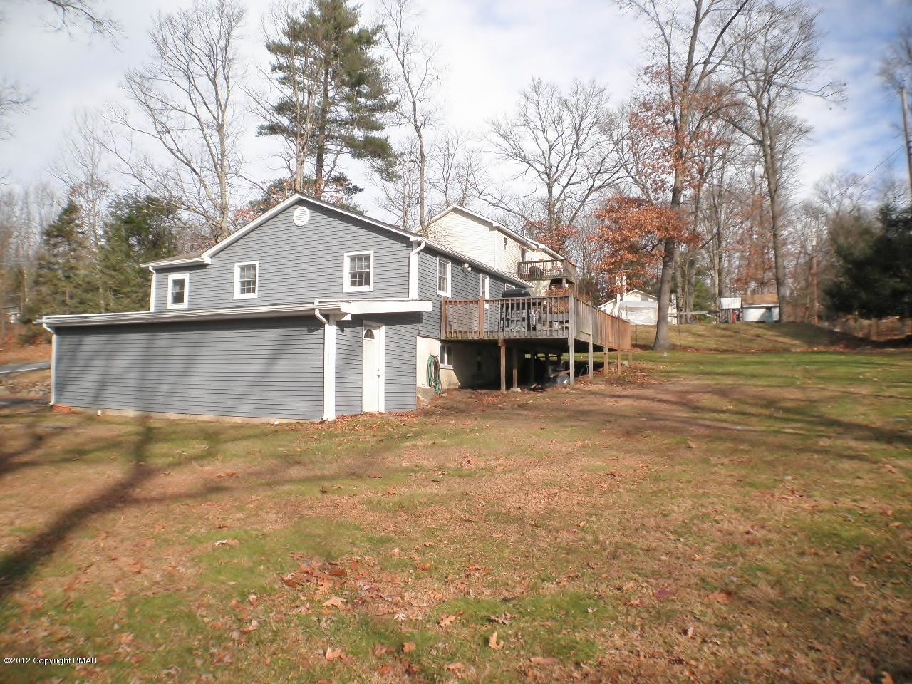 1256 Sugar Mountain Road West Bushkill, PA 18324 - Photo 3 of 24 Rear/Side