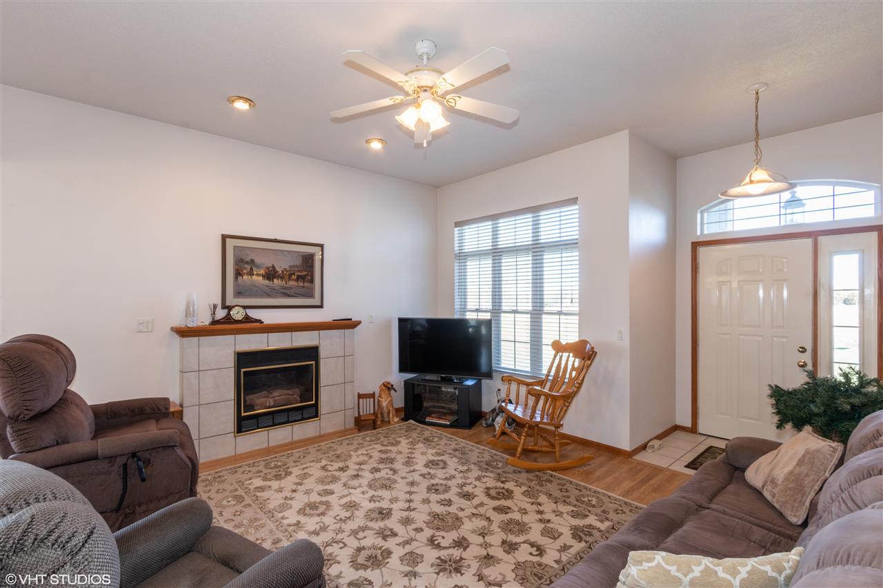 3015 Fawn Circle Riverside, IA 52327 - Photo 5 of 15 Gallery Image 5