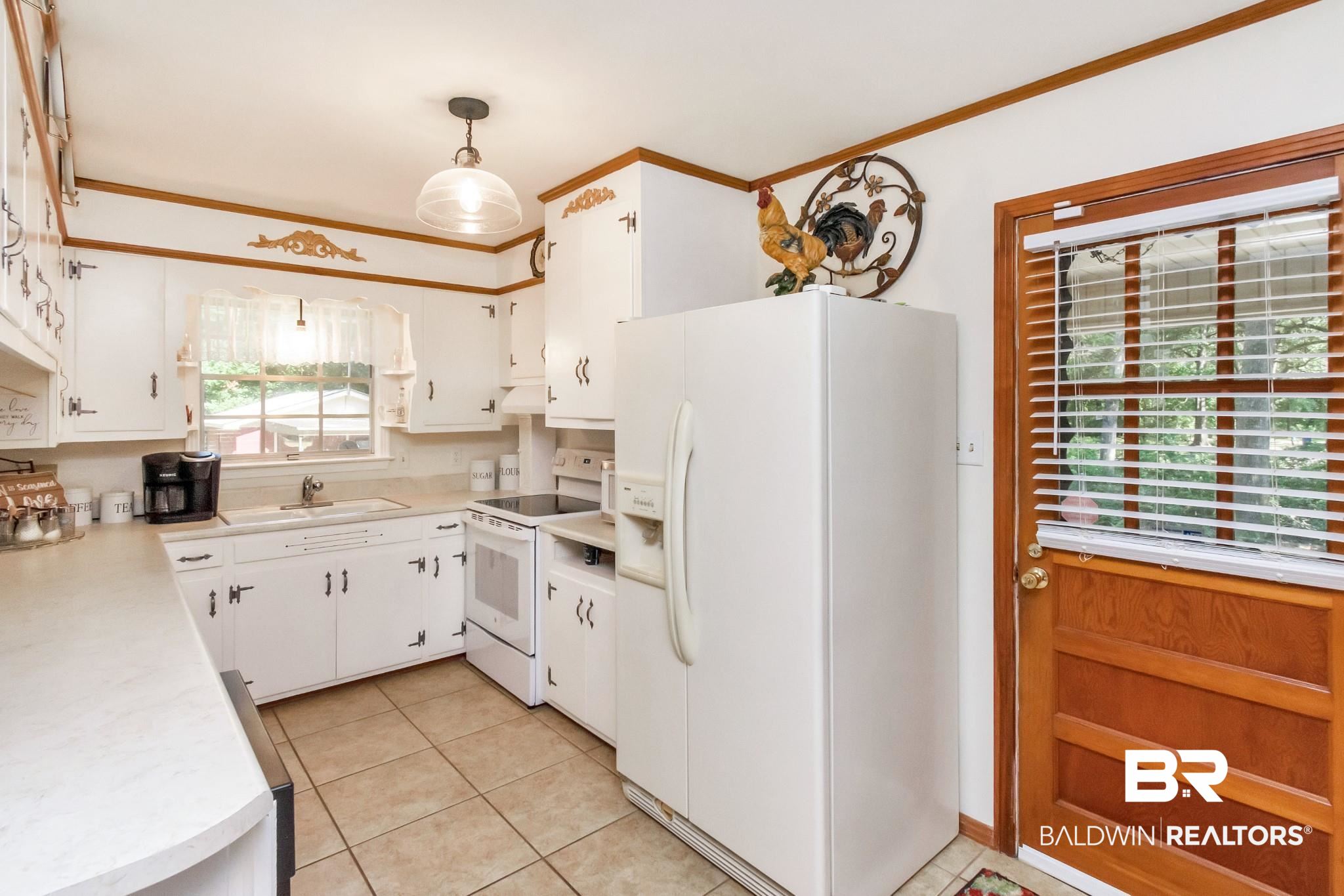 2800 Graham Road South Mobile, AL 36618 - Photo 5 of 33