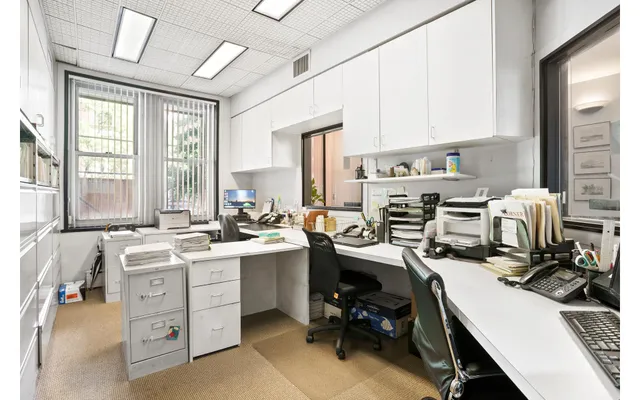 $600,000 | 1120 Park Avenue, Unit 1C | Upper East Side