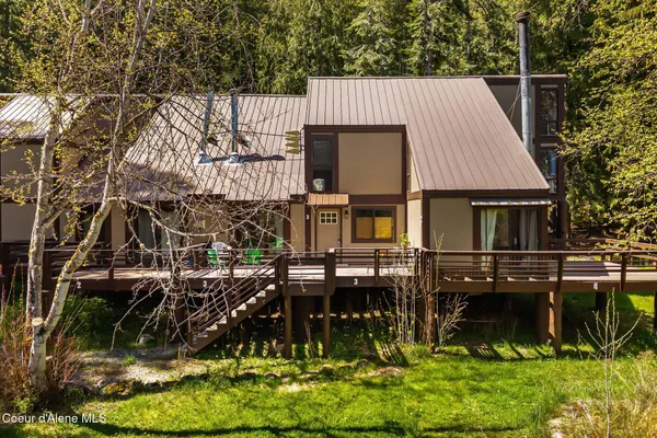 $299,000 | 140 Snowgoose Lane, Unit 3, Sandpoint, ID 83864