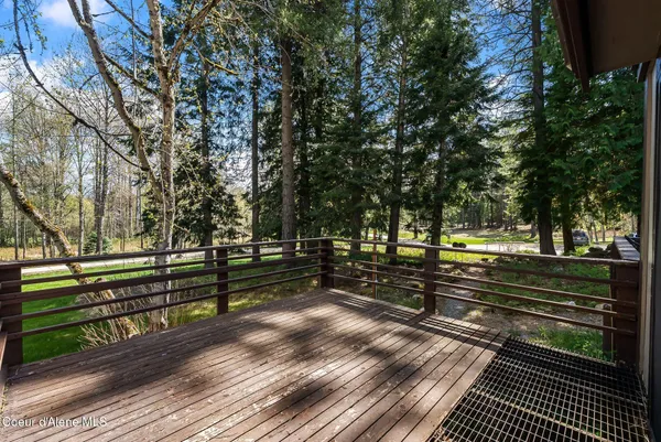 $299,000 | 140 Snowgoose Lane, Unit 3, Sandpoint, ID 83864
