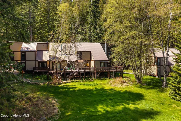 $299,000 | 140 Snowgoose Lane, Unit 3, Sandpoint, ID 83864