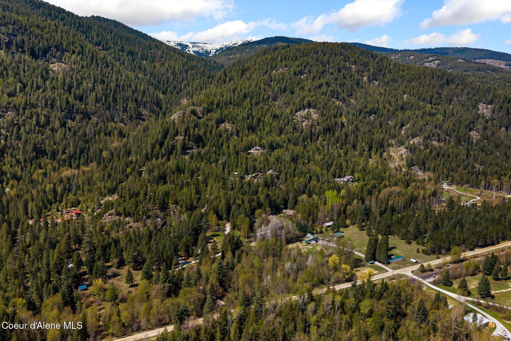 140 Snowgoose Lane, Unit 3 Sandpoint, ID 83864 - Photo 35 of 40 34_DJI_20260430035603_0761_D