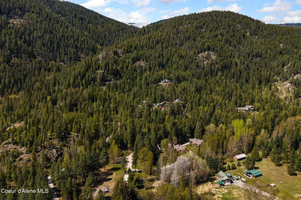 $299,000 | 140 Snowgoose Lane, Unit 3, Sandpoint, ID 83864