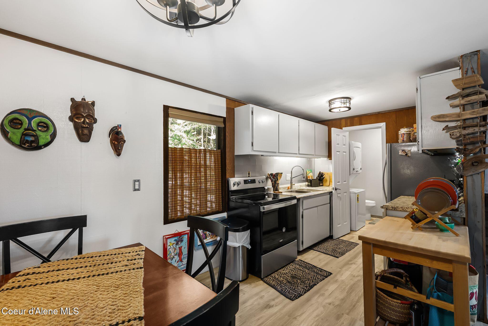 140 Snowgoose Lane, Unit 3 Sandpoint, ID 83864 - Photo 10 of 40 9_DSC06665
