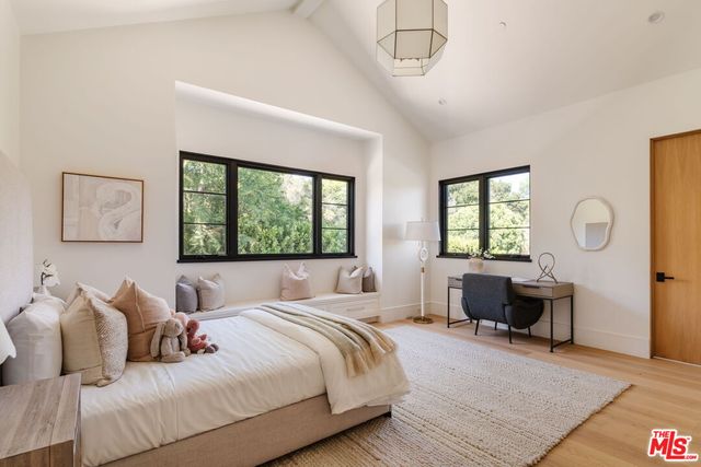 $17,995,000 | 13164 Boca De Canon Lane, Los Angeles, CA 90049