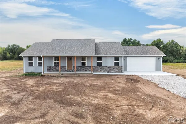 $334,900 | 31125 Old Highway 5, Lebanon, MO 65536