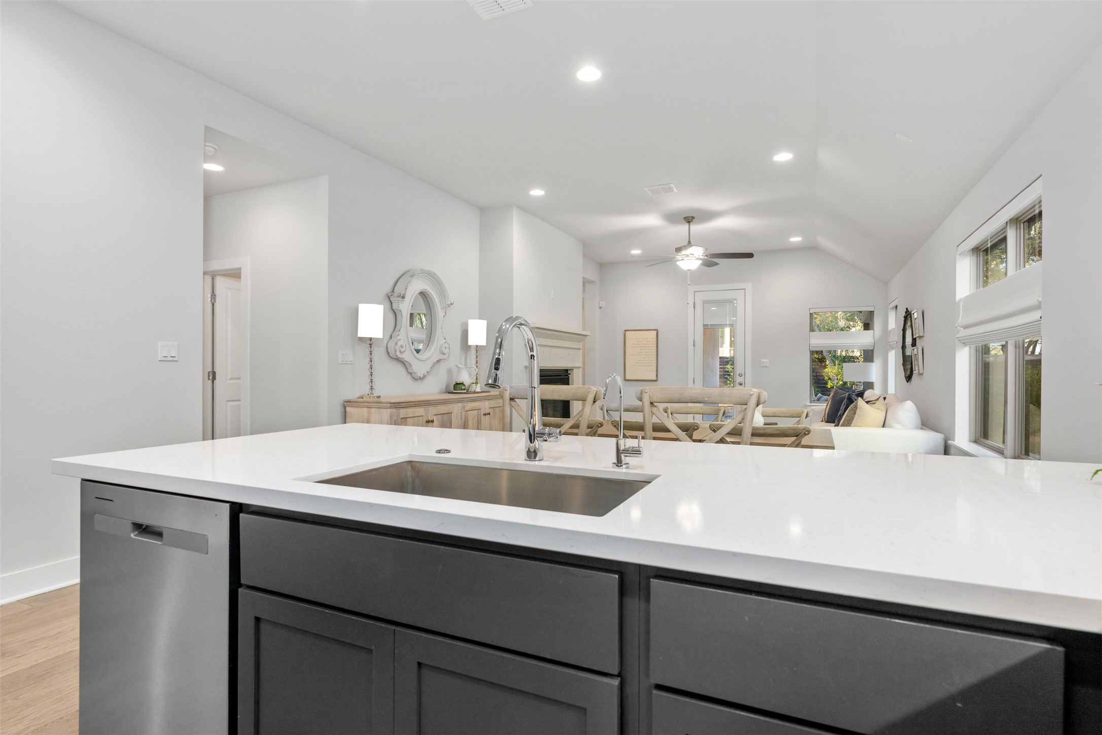 418 Raleigh Drive Georgetown, TX 78633 - Photo 15 of 39