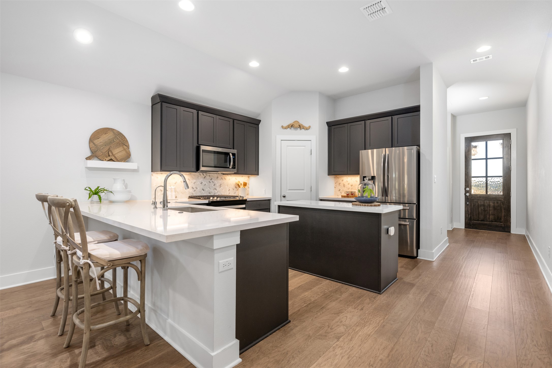 418 Raleigh Drive Georgetown, TX 78633 - Photo 6 of 39