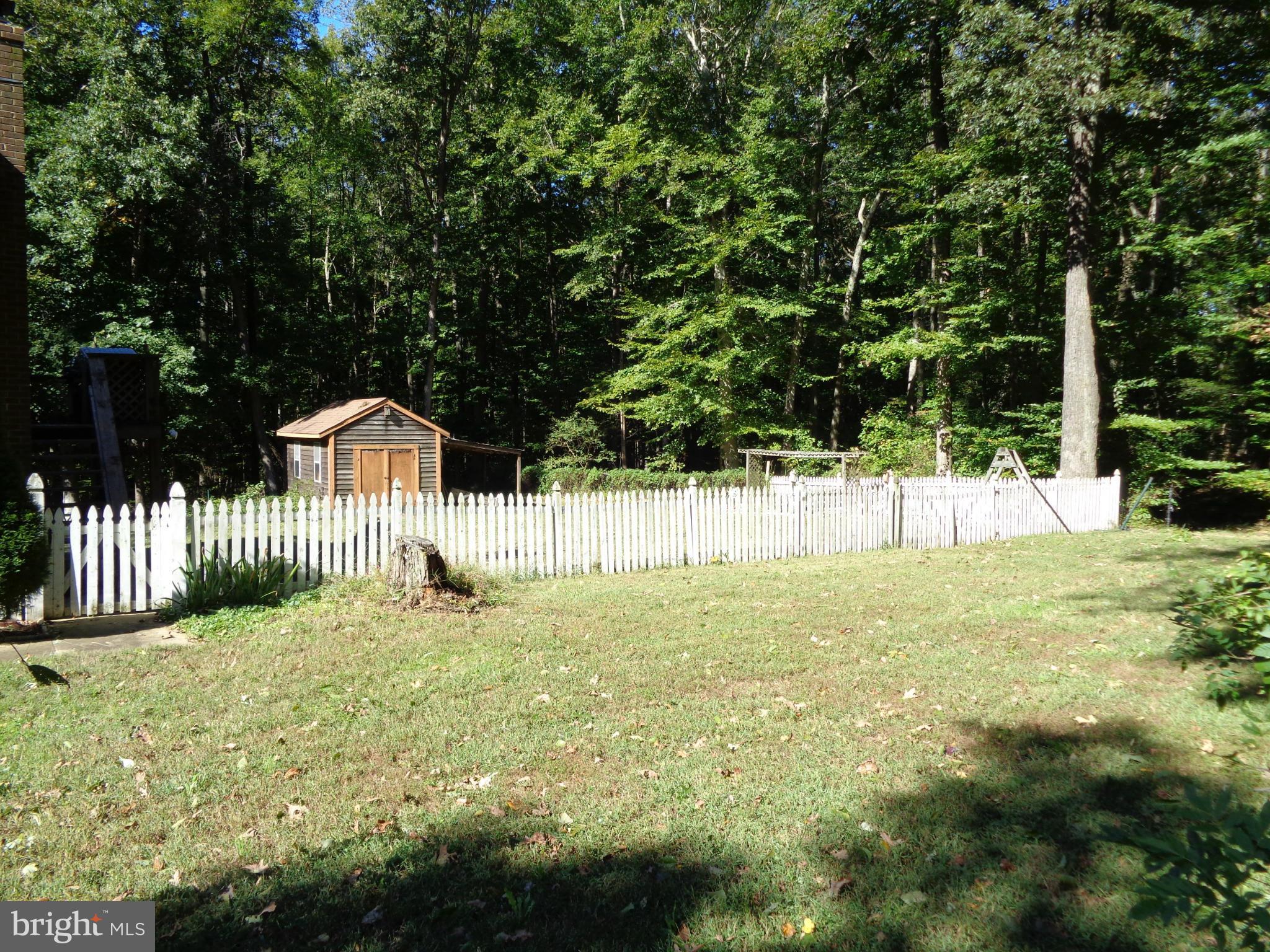 11985 Steinhauser Road Newburg, MD 20664 - Photo 29 of 30 Fenced Yard