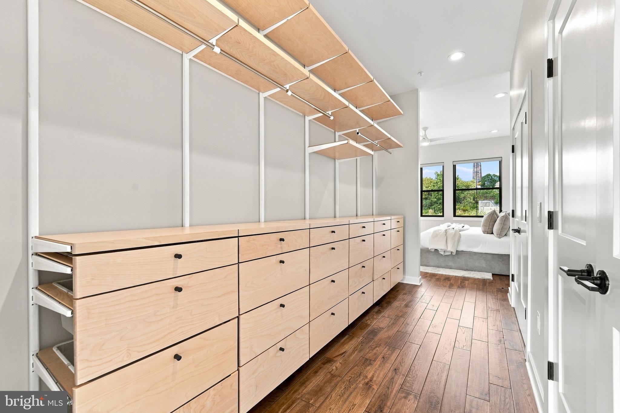 4529 Riverside Way Philadelphia, PA 19127 - Photo 12 of 28 Gallery Image 12