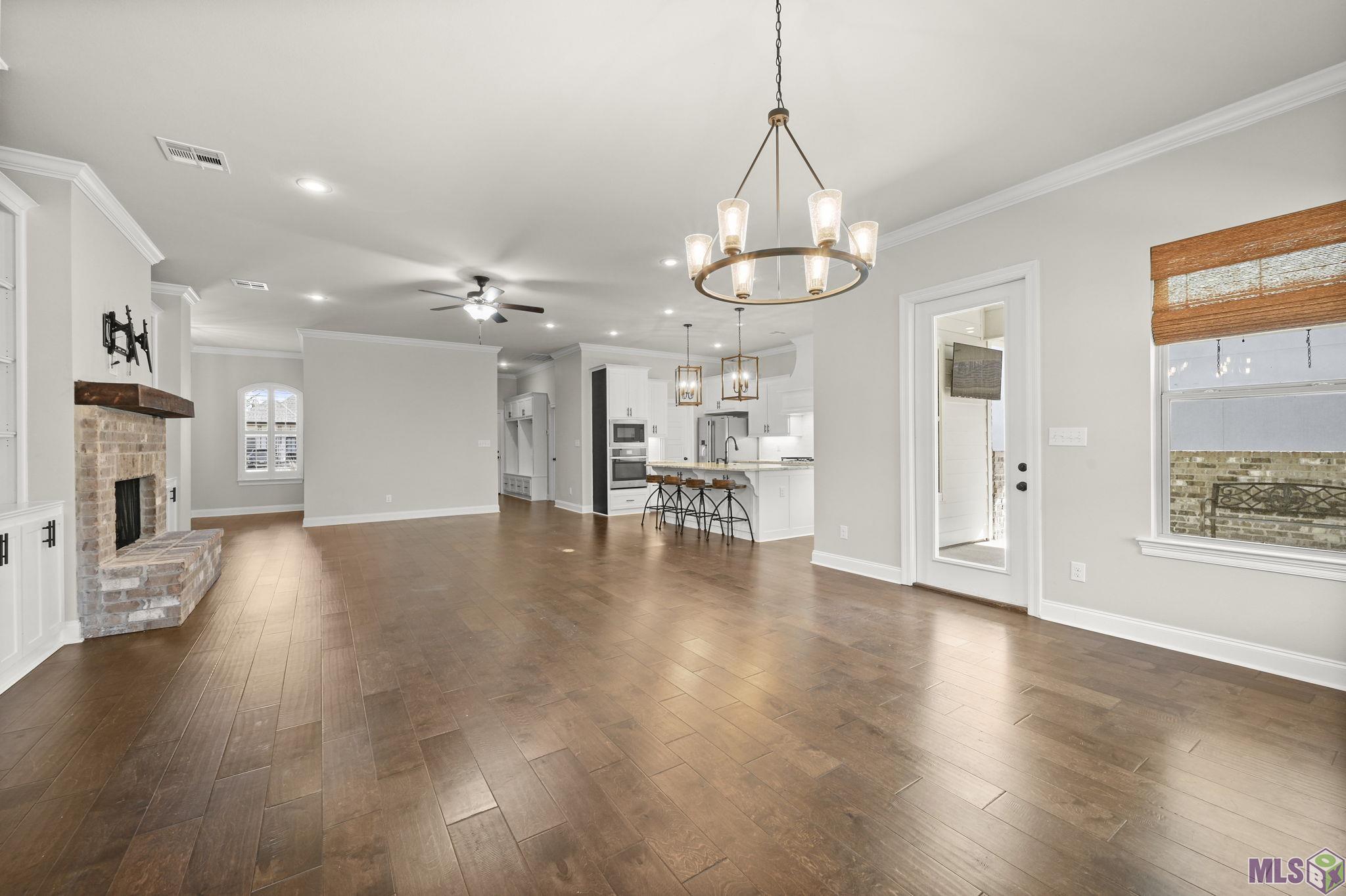 23373 Cypress Cove Springfield, LA 70462 - Photo 7 of 51