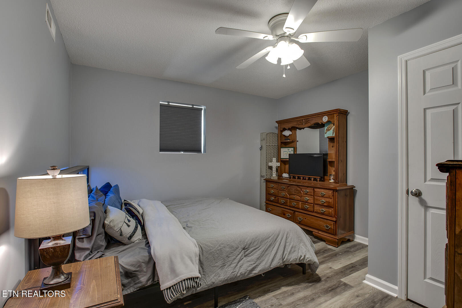 571 Anglers Cove Road Kingston, TN 37763 - Photo 21 of 41 571 Anglers Cove