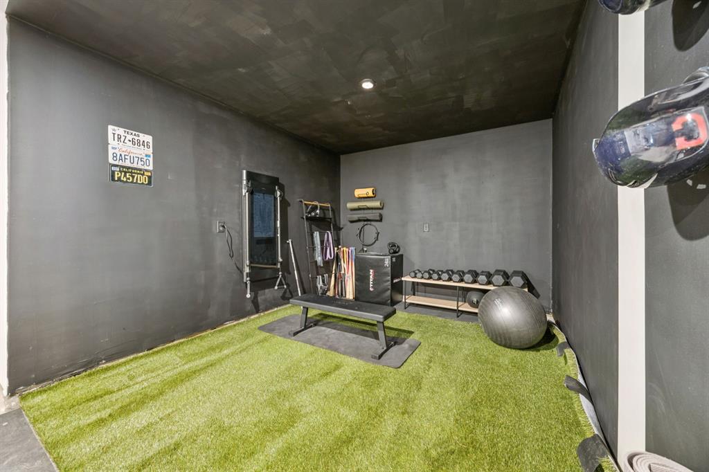 1551 Ripasso Way McLendon-Chisholm, TX 75032 - Photo 32 of 39 a room with gym equipment