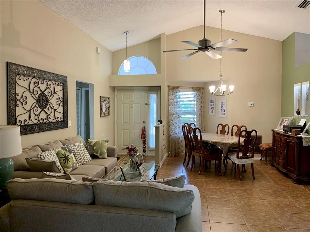 8553 Manassas Road Tampa, FL 33635 - Photo 6 of 33 Gallery Image 6