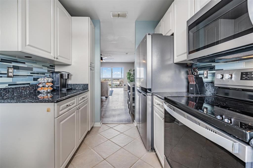 4939 Floramar Terrace, Unit 914 New Port Richey, FL 34652 - Photo 5 of 37