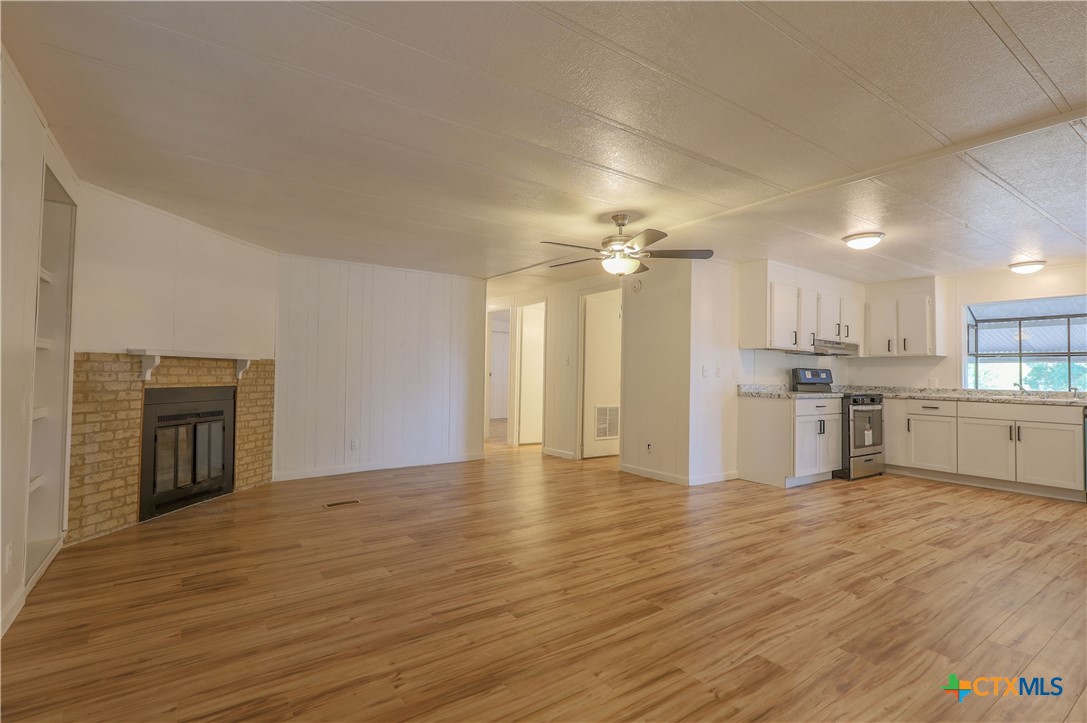 3041 Fm 671 Luling, TX 78648 - Photo 2 of 17