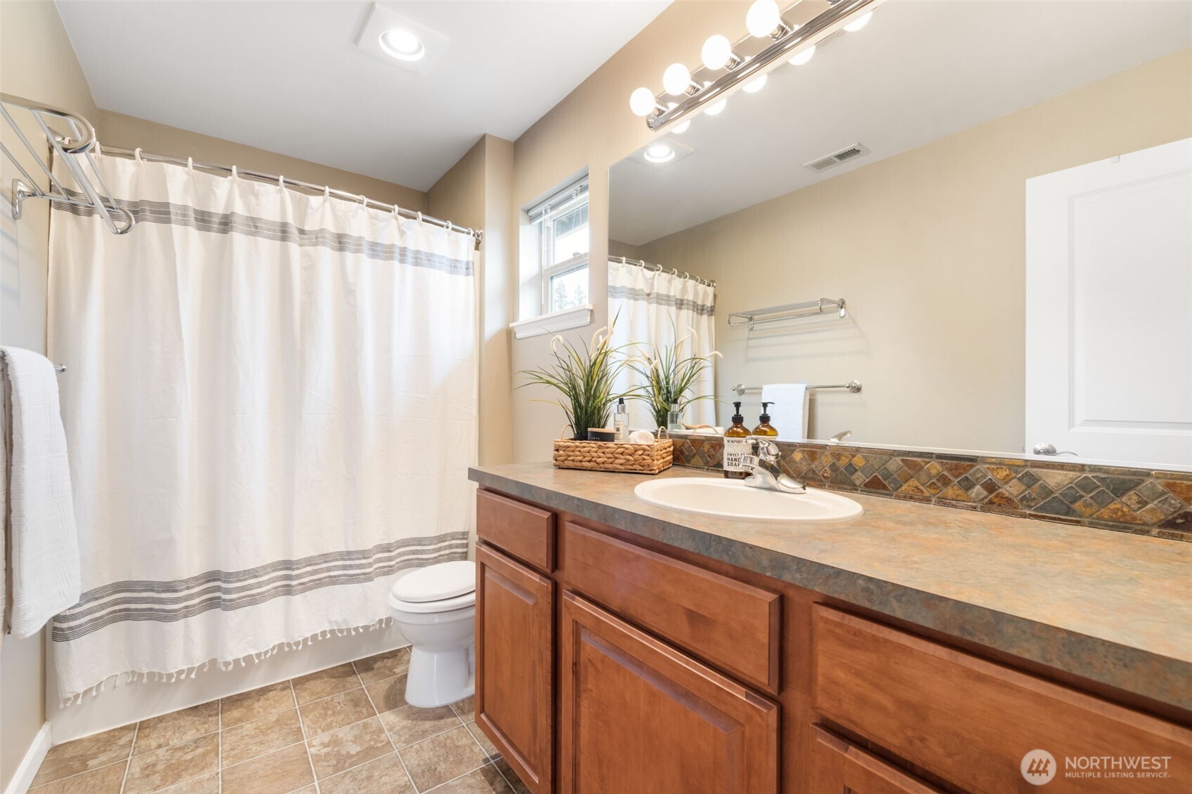 4753 Rutherford Circle Southwest Port Orchard, WA 98367 - Photo 20 of 40 Gallery Image 20