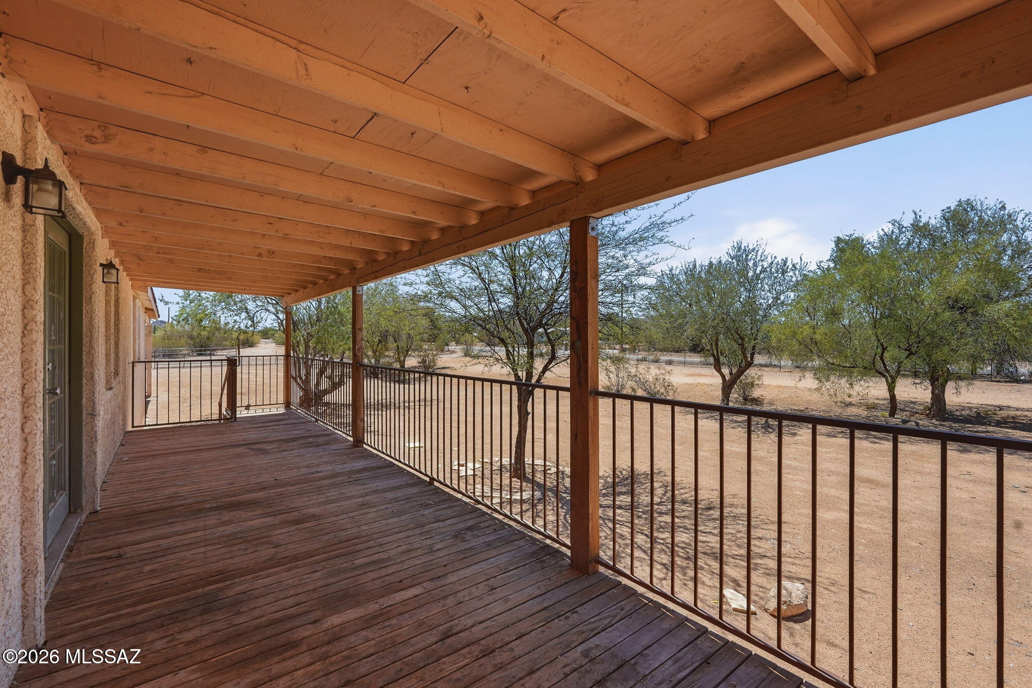 6811 North Guthrie Road Tucson, AZ 85743 - Photo 8 of 35 008_ListerPros
