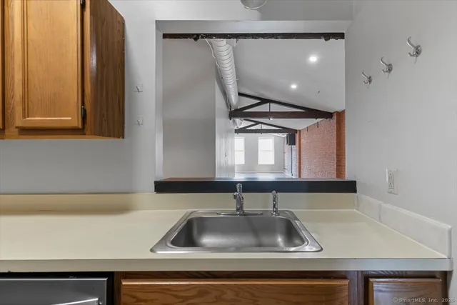 $2,500 | 196 Crown Street, Unit 5I, New Haven, CT 06510